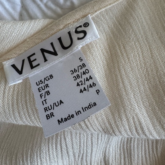 Venus cream/black floral embroidered Sz S - Picture 7 of 9